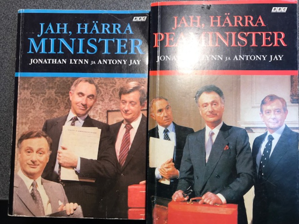 "Jah, härra minister" ja "Jah, härra peaminister"