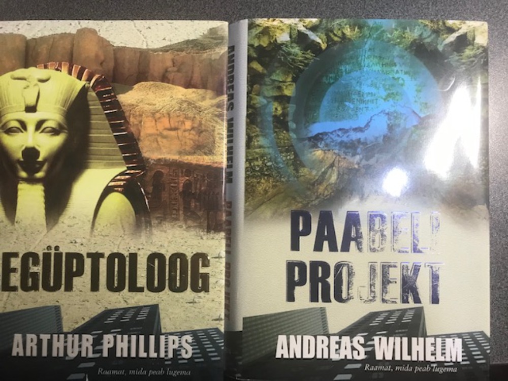 2 raamatut sarjast "Raamat, mida peab lugema"