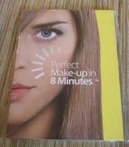 Perfect make-up in 8 minutes