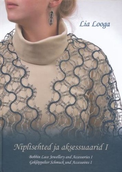 Niplisehted ja aksessuaarid. Bobbin lace jewellery and accessories