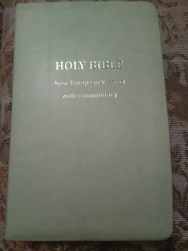 Holy Bible: New European Version with Commentary