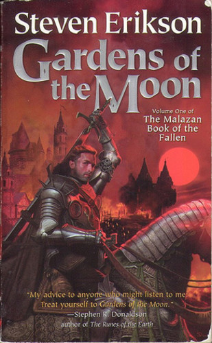 Gardens of the Moon (Malazan Book of the Fallen 1)