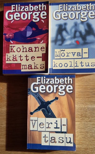 Kolm inglise kriminaalromaani.