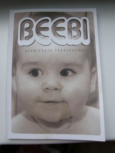 Beebi. Beebiaasta teaberaamat
