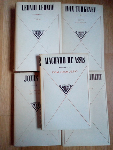 Viis raamatut sarjast " Varamu"