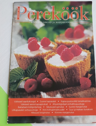 Pereköök köögiviljaroad ja marjakoogid