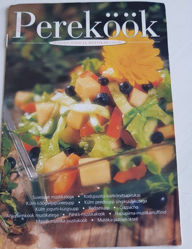 Pereköök suvised supid ja marjakoogid