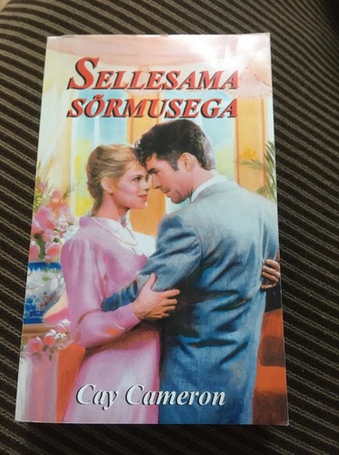 Sellesama sõrmusega