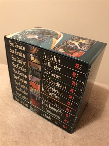 10 Sue Grafton (The Kinsey Millhone Alphabet Mysteries A-J 10 books