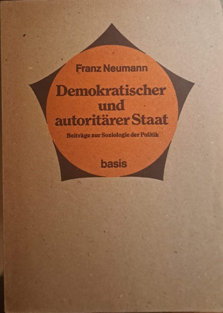Demokratischer und autoritärer Staat